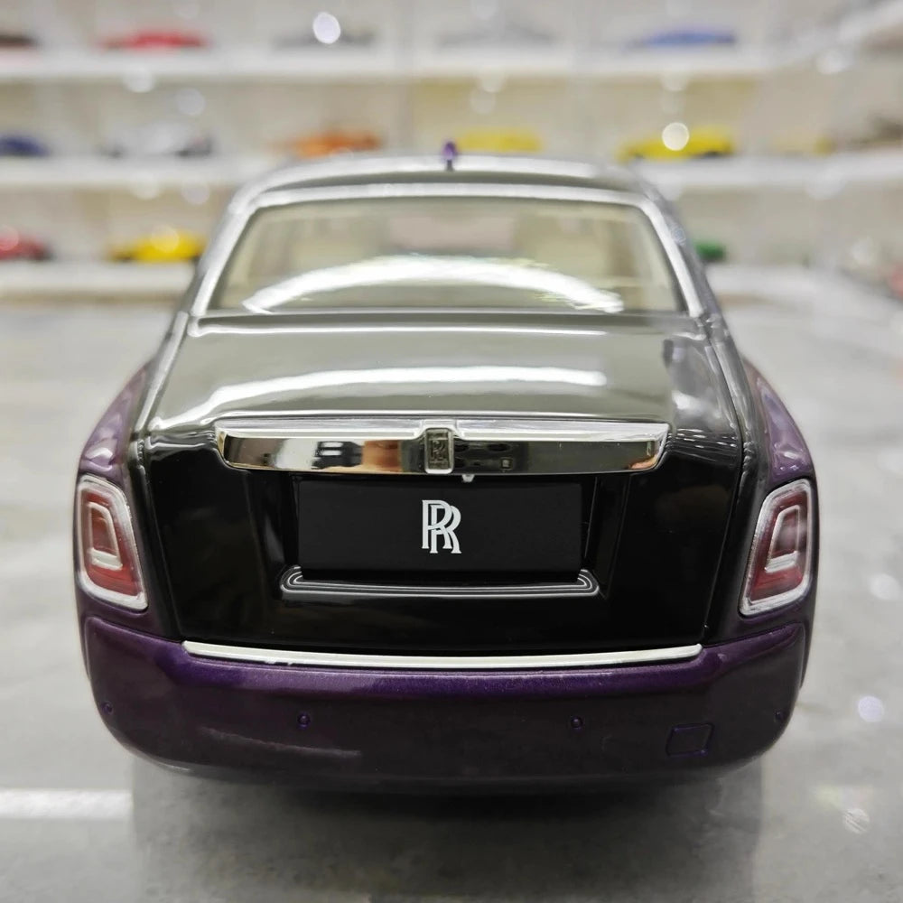 [OEM] 1:18 Rolls-Royce 2017 Phantom VIII EWB Purple & Black Model Car Die-Cast