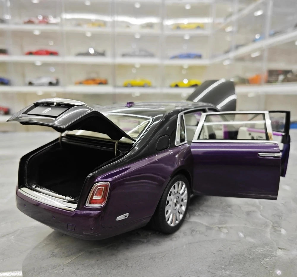[OEM] 1:18 Rolls-Royce 2017 Phantom VIII EWB Purple & Black Model Car Die-Cast