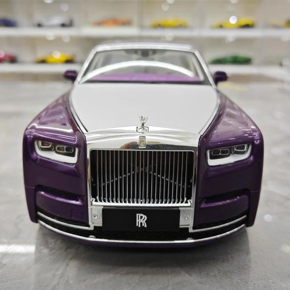 [OEM] 1:18 Rolls-Royce 2017 Phantom VIII EWB Purple & Silver Model Car Die-Cast