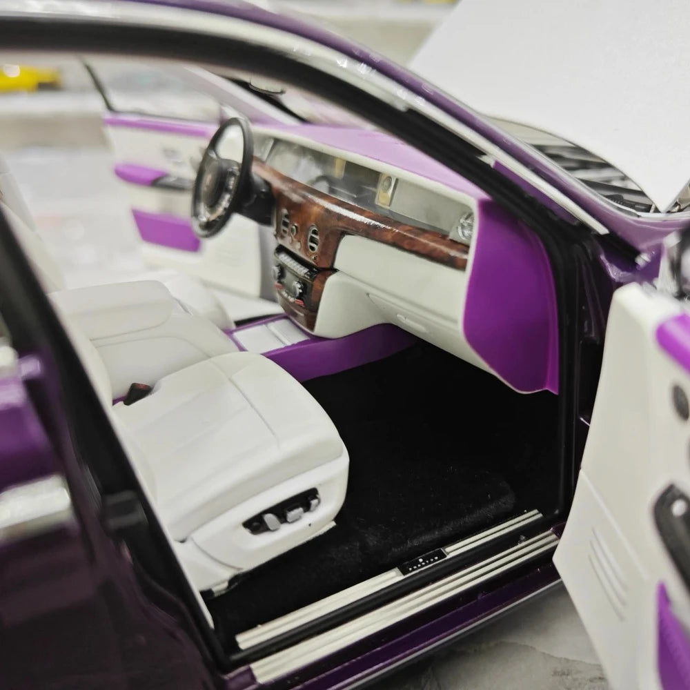 [OEM] 1:18 Rolls-Royce 2017 Phantom VIII EWB Purple & Silver Model Car Die-Cast