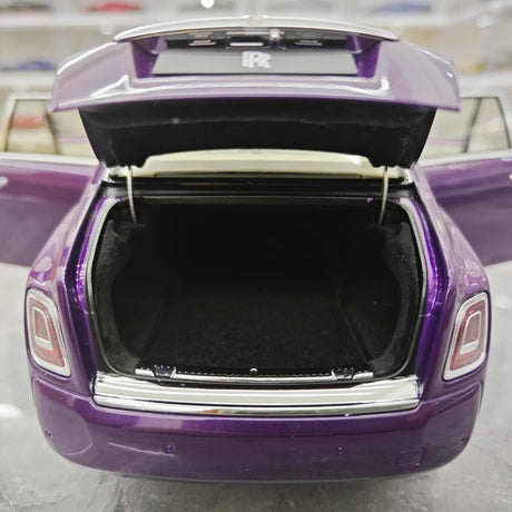 [OEM] 1:18 Rolls-Royce 2017 Phantom VIII EWB Purple & Silver Model Car Die-Cast