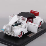 [OEM] 1:18 Buick 1938 Century Convertible Coupe White Model Car Die-Cast