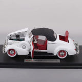 [OEM] 1:18 Buick 1938 Century Convertible Coupe White Model Car Die-Cast