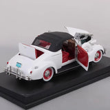 [OEM] 1:18 Buick 1938 Century Convertible Coupe White Model Car Die-Cast