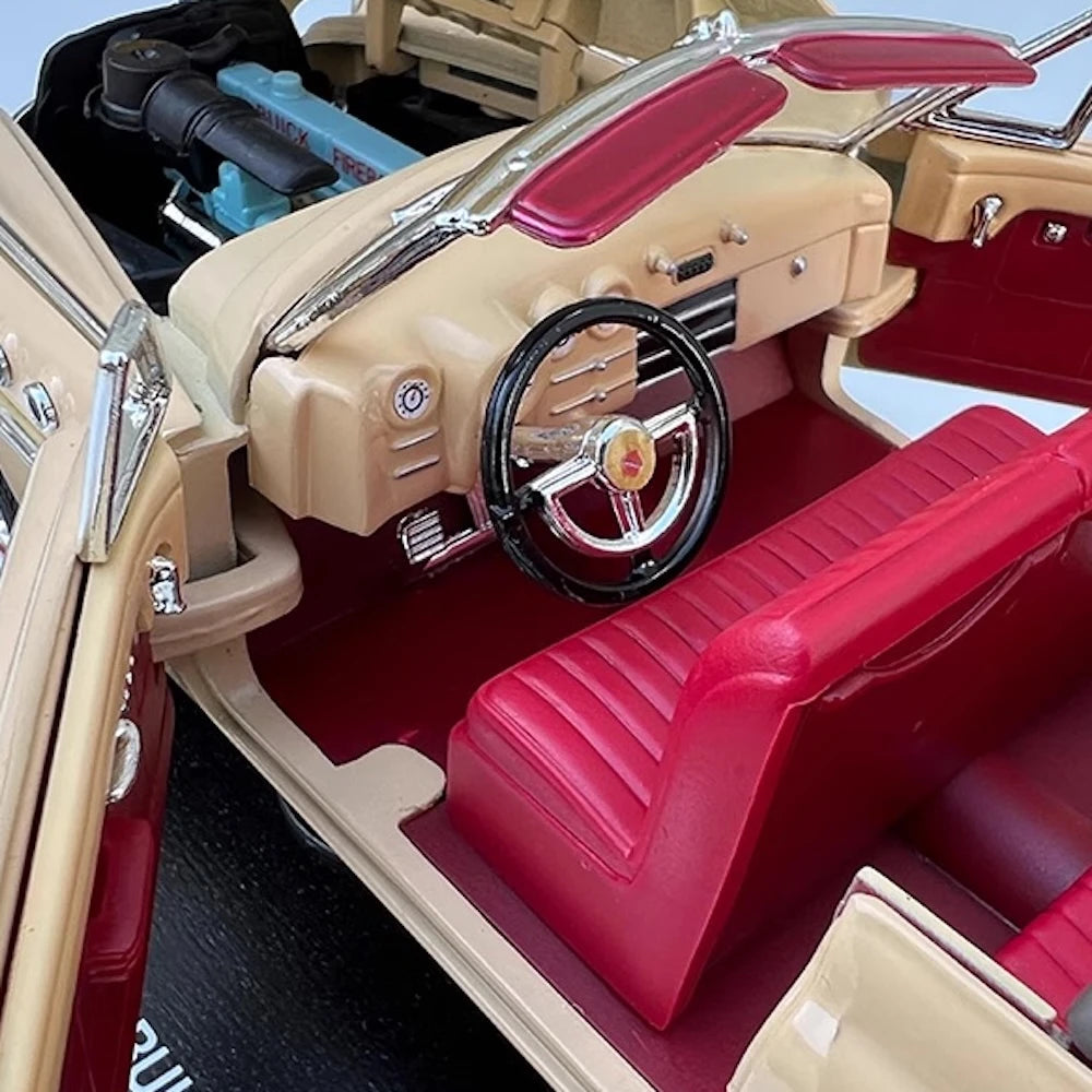 [OEM] 1:18 Buick 1949 Roadmaster Riviera Yellow Model Car Die-Cast