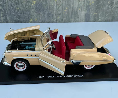 [OEM] 1:18 Buick 1949 Roadmaster Riviera Yellow Model Car Die-Cast