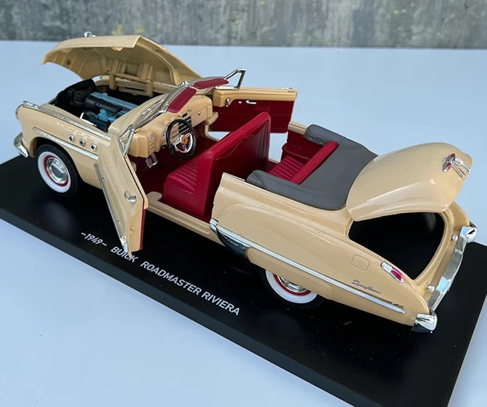 [OEM] 1:18 Buick 1949 Roadmaster Riviera Yellow Model Car Die-Cast