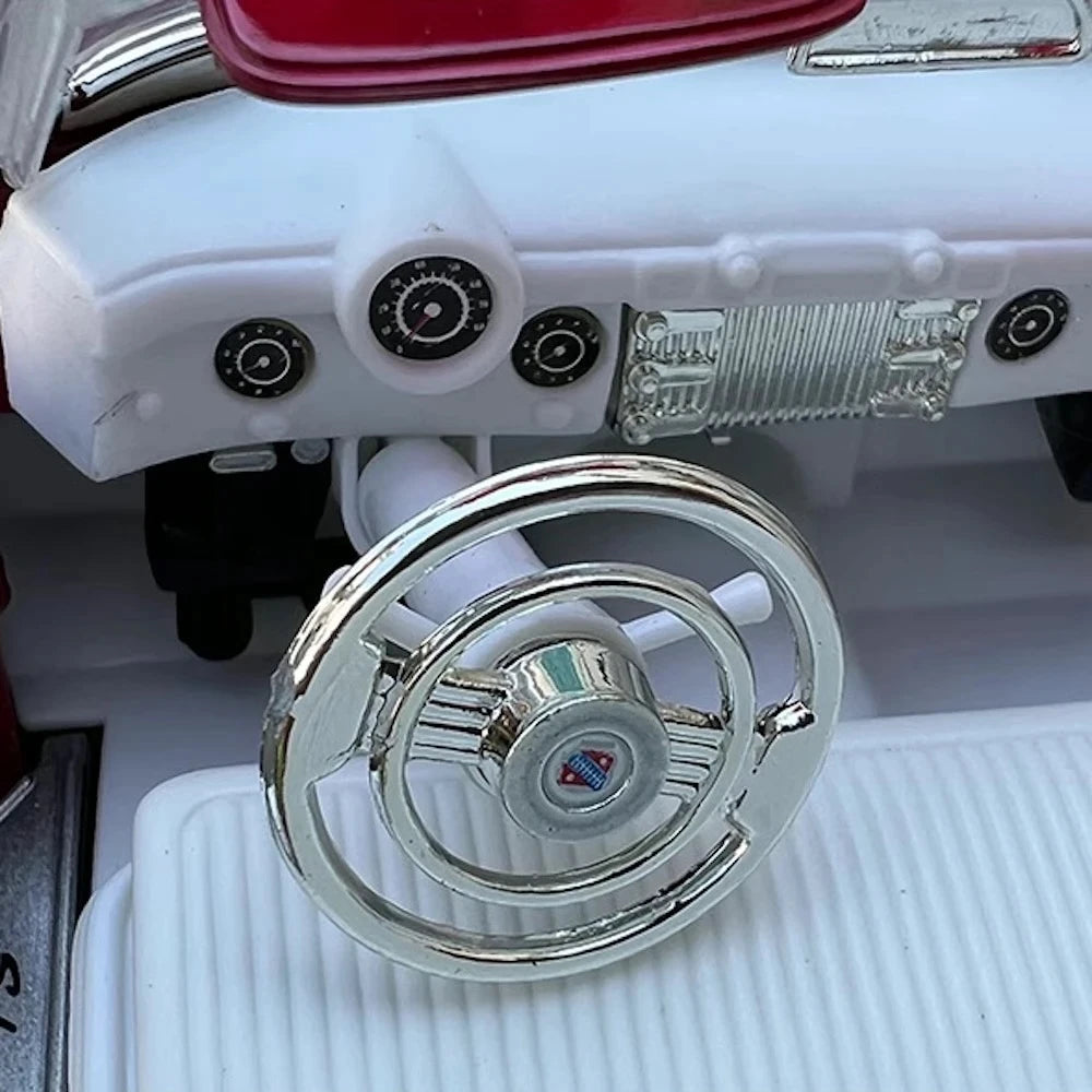 [OEM] 1:18 Buick 1953 Skylark Convertible Red Model Car Die-Cast