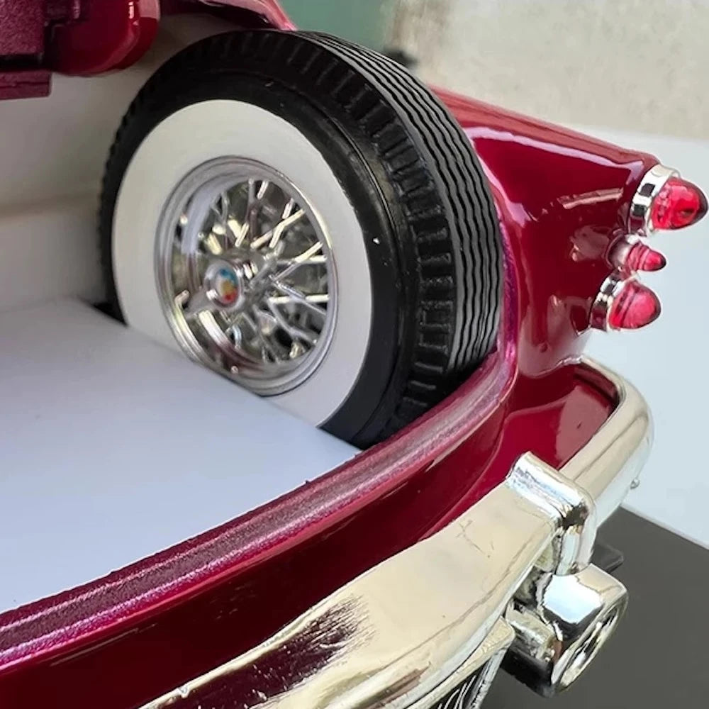 [OEM] 1:18 Buick 1953 Skylark Convertible Red Model Car Die-Cast