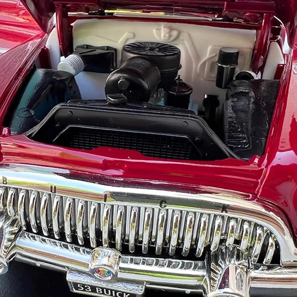 [OEM] 1:18 Buick 1953 Skylark Convertible Red Model Car Die-Cast