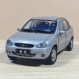 [OEM] 1:18 Buick 2001 Sail Silver Model Car Die-Cast