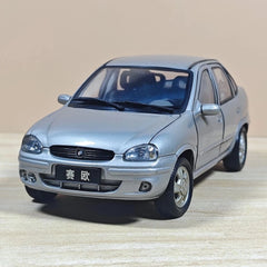 [OEM] 1:18 Buick 2001 Sail Silver Model Car Die-Cast
