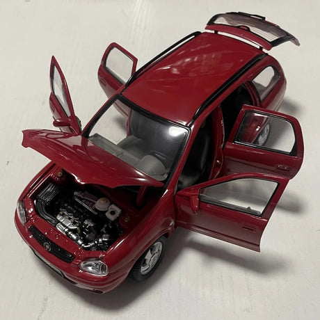 [OEM] 1:18 Buick 2002 Sail SRV Red Model Car Die-Cast