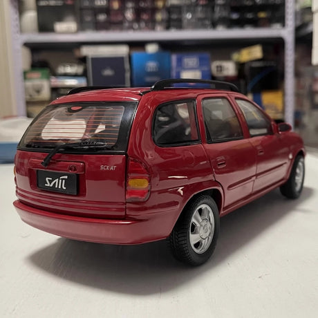 [OEM] 1:18 Buick 2002 Sail SRV Red Model Car Die-Cast
