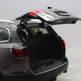 [OEM] 1:18 Buick 2008 Enclave bruin modelauto Die-Cast