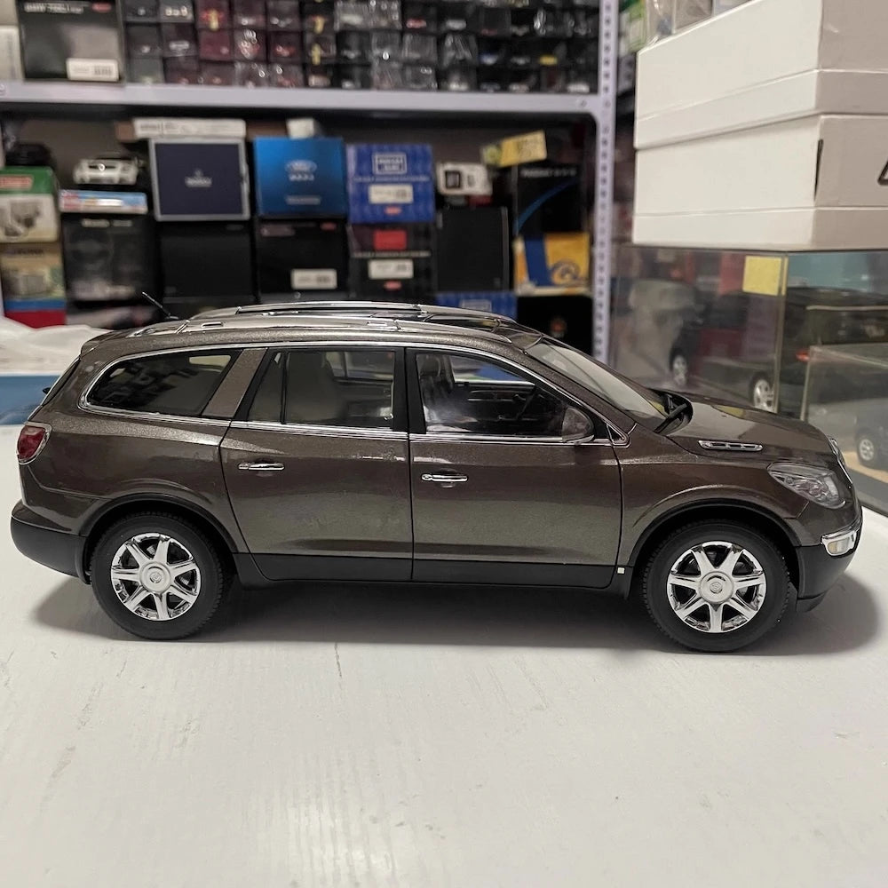 [OEM] 1:18 Buick 2008 Enclave bruin modelauto Die-Cast