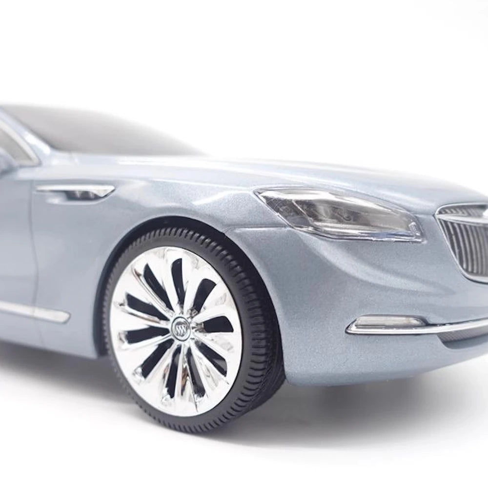 [OEM] 1:18 Buick 2015 Avenir Concept Blue Model Car Die-Cast