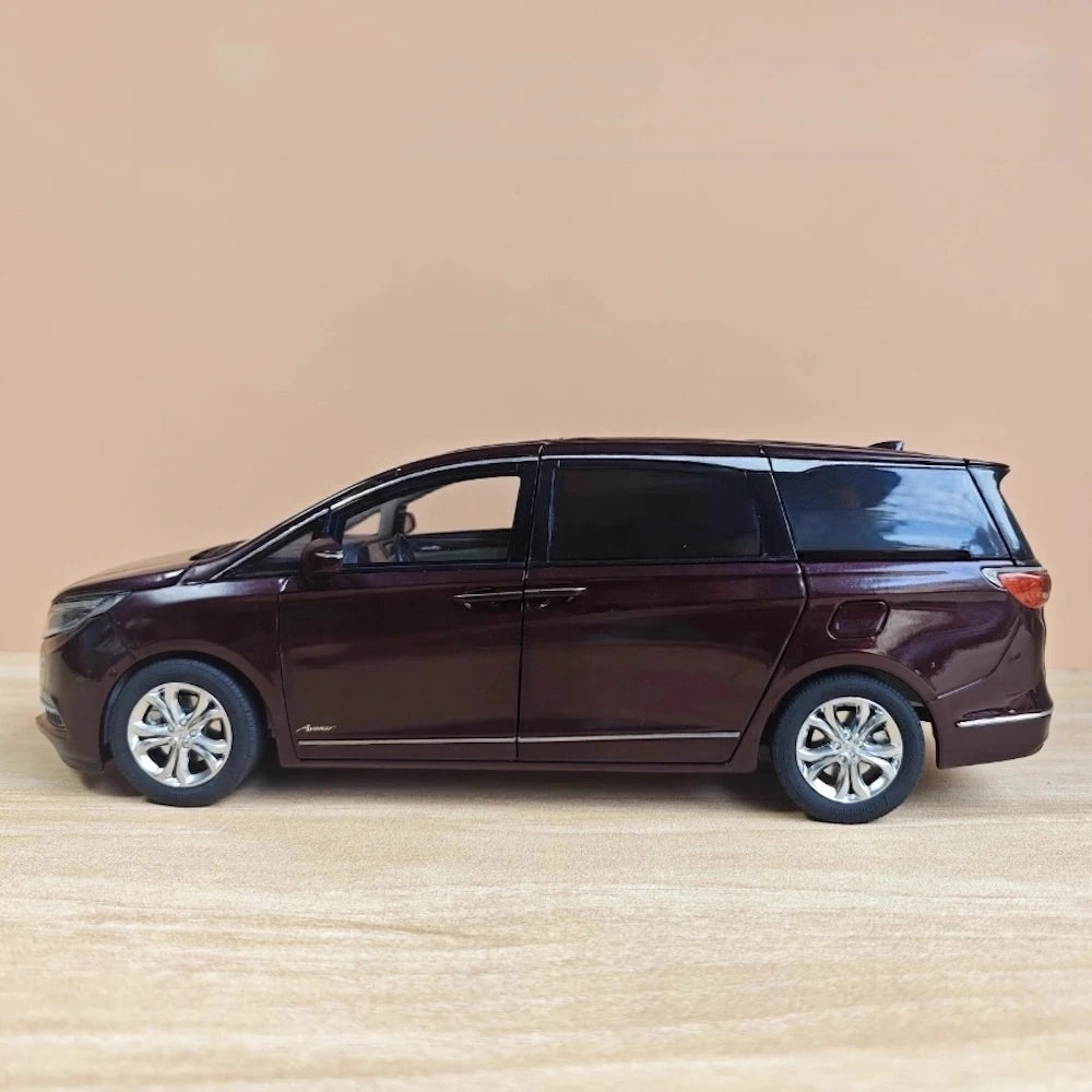 [OEM] 1:18 Buick 2017 GL8 Avenir Wine Model Car Die-Cast