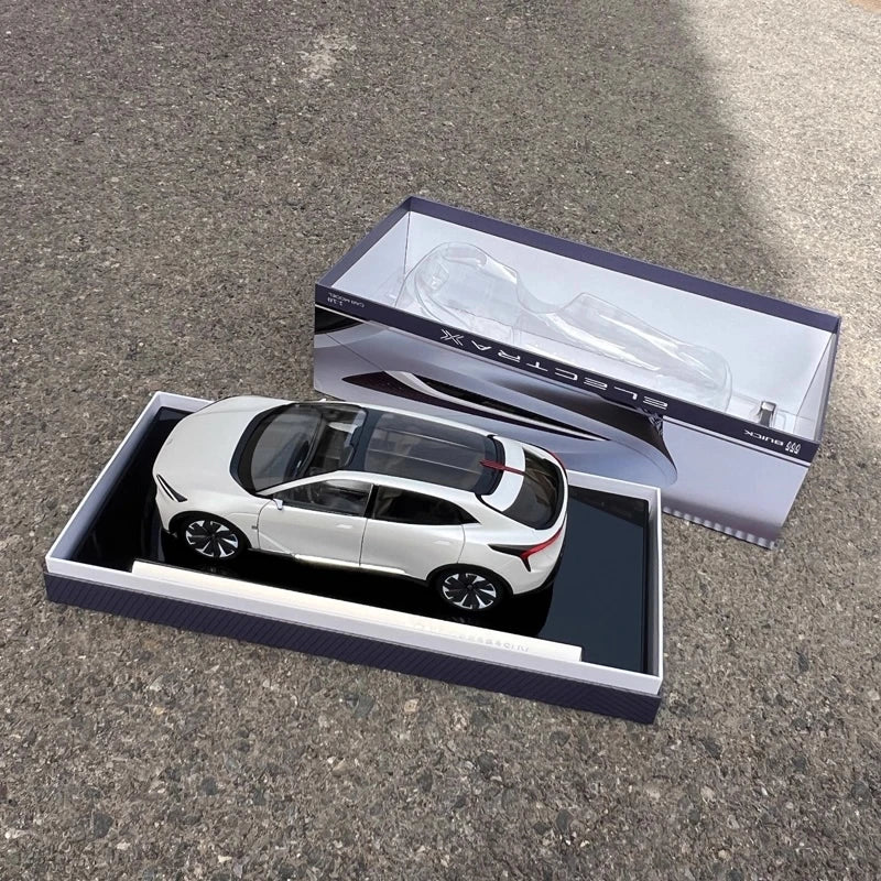 [OEM] 1:18 Buick 2022 Electra-X Concept White Model Car Die-Cast