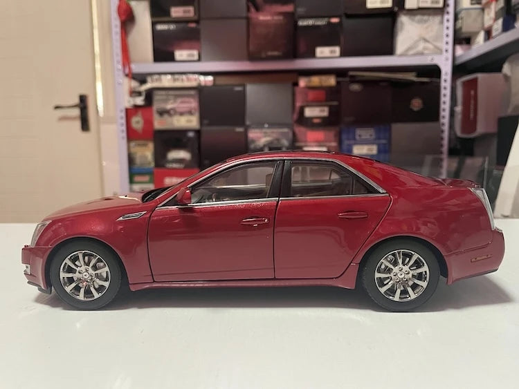 [OEM] 1:18 Cadillac 2008 CTS Red Model Car Die-Cast