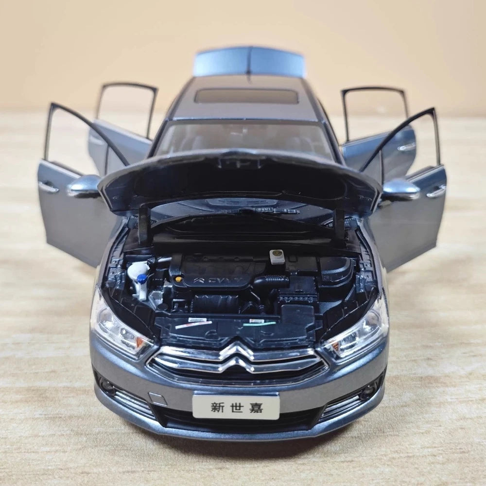 [OEM] 1:18 Citroen 2013 C-Quatre Sega gris voiture miniature Die-Cast