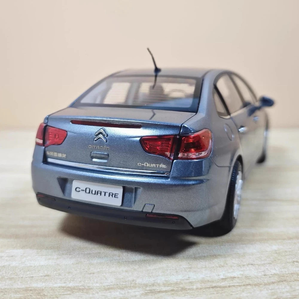 [OEM] 1:18 Citroen 2013 C-Quatre Sega gris voiture miniature Die-Cast