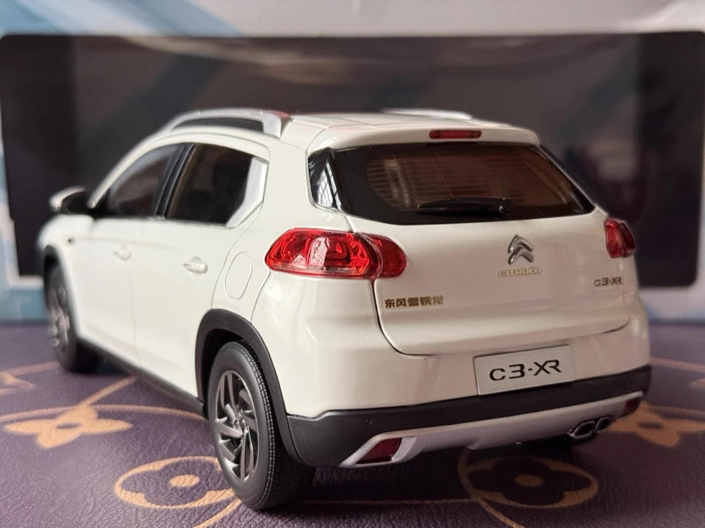 [OEM] 1:18 Citroen 2015 C3-XR White Model Car Die-Cast
