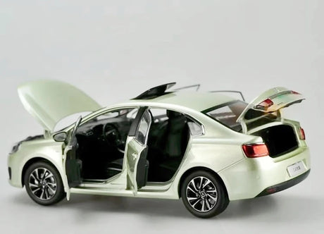 [OEM] 1:18 Citroen 2015 C4 Sega Gold Model Car Die-Cast