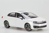 [OEM] 1:18 Citroen 2015 C4 Sega vit modellbil Die-Cast