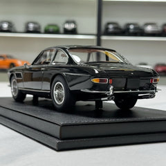 [OEM] 1:18 Ferrari 1967 330 GT 2+2 Series II Black Model Car Die-Cast
