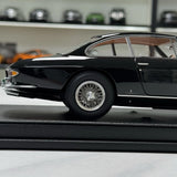 [OEM] 1:18 Ferrari 1967 330 GT 2+2 Series II zwart modelauto Die-Cast