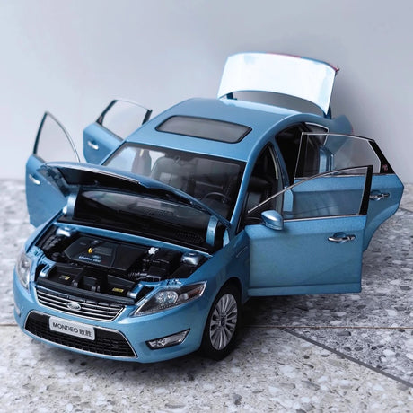[OEM] 1:18 Ford 2008 Mondeo blauw modelauto Die-Cast