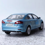 [OEM] 1:18 Ford 2008 Mondeo Blue Model Car Die-Cast