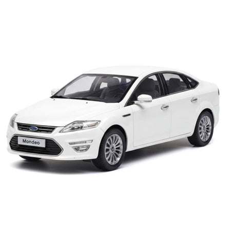 [OEM] 1:18 Ford 2011 Mondeo wit modelauto Die-Cast