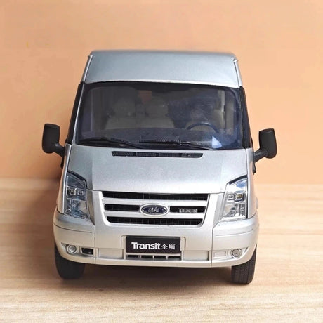 [OEM] 1:18 Ford 2013 Transit zilver modelauto Die-Cast