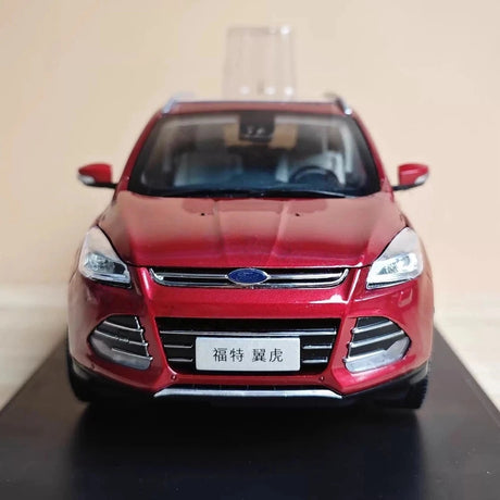 [OEM] 1:18 Ford 2015 Kuga rood modelauto Die-Cast