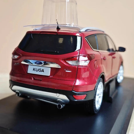 [OEM] 1:18 Ford 2015 Kuga rood modelauto Die-Cast