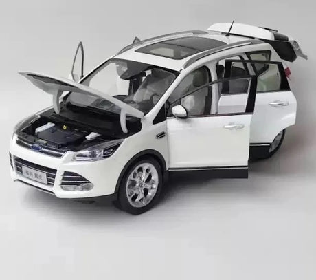 [OEM] 1:18 Ford 2015 Kuga White Model Car Die-Cast