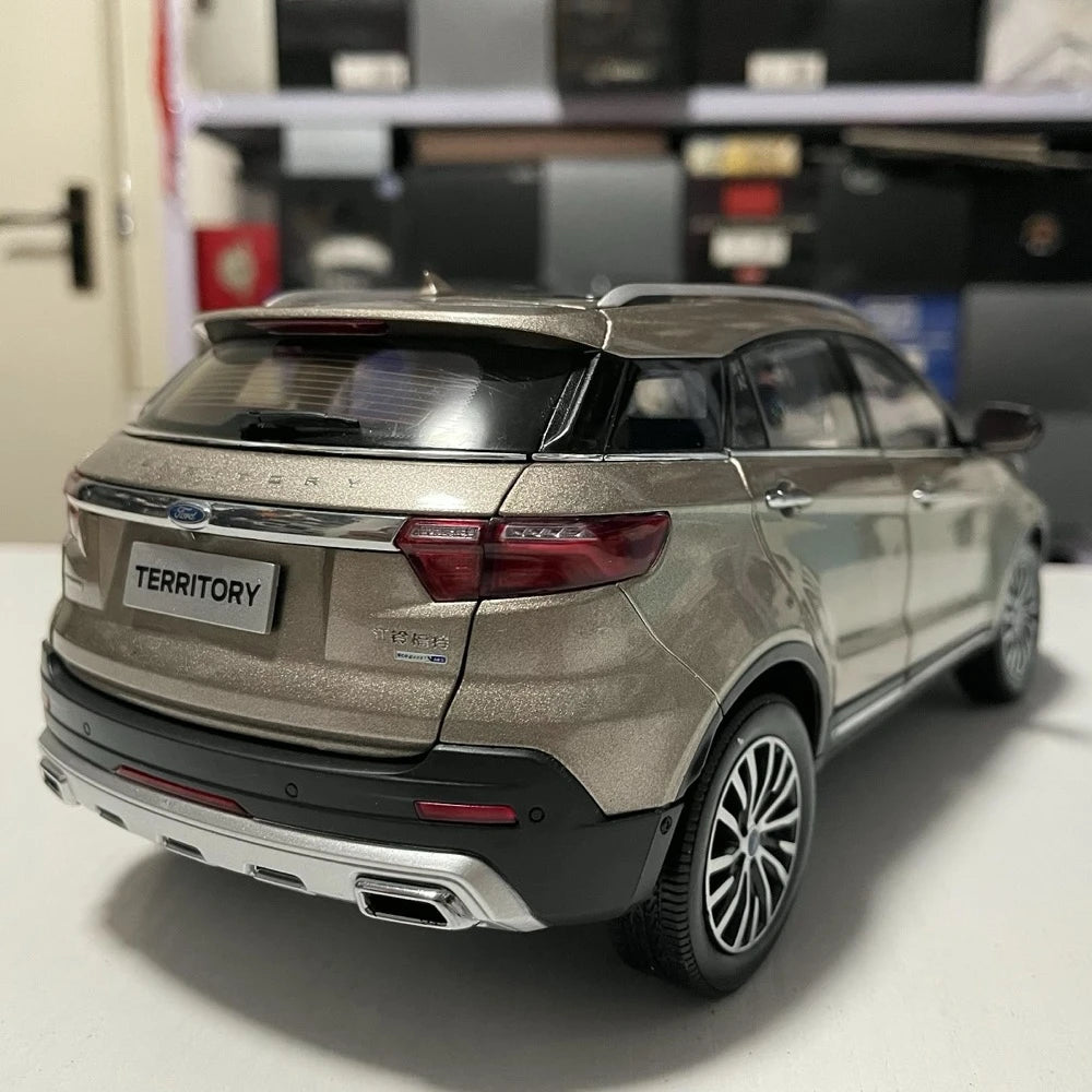 [OEM] 1:18 Ford 2019 Territory Gold Model Car Die-Cast
