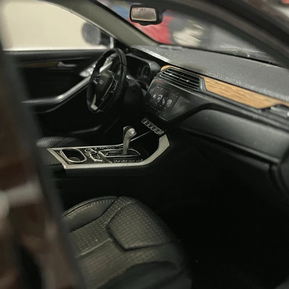 [OEM] 1:18 Ford 2019 Territory Wine modellino di auto Die-Cast