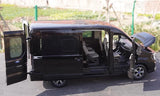 [OEM] 1:18 Ford 2024 Transit T8 zwart modelauto Die-Cast
