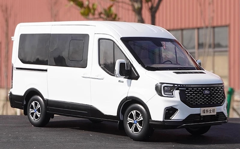 [OEM] 1:18 Ford 2024 Transit T8 White Model Car Die-Cast