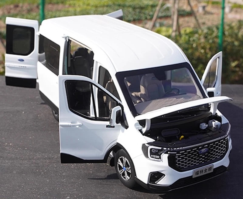 [OEM] 1:18 Ford 2024 Transit T8 White Model Car Die-Cast