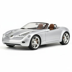 [OEM] 1:18 Mercedes-Benz 2000 SLA Vision Silver Model Car Die-Cast