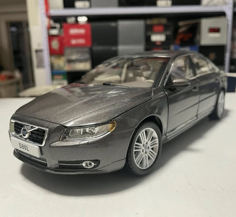 [OEM] 1:18 Volvo 2009 S80L Gray Model Car Die-Cast