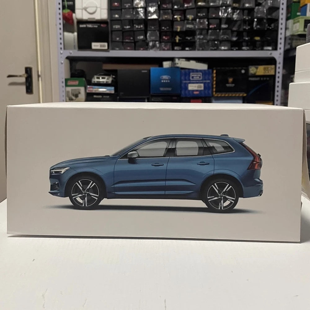 [OEM] 1:18 Volvo 2018 XC60 R-Design Blue Model Car Die-Cast