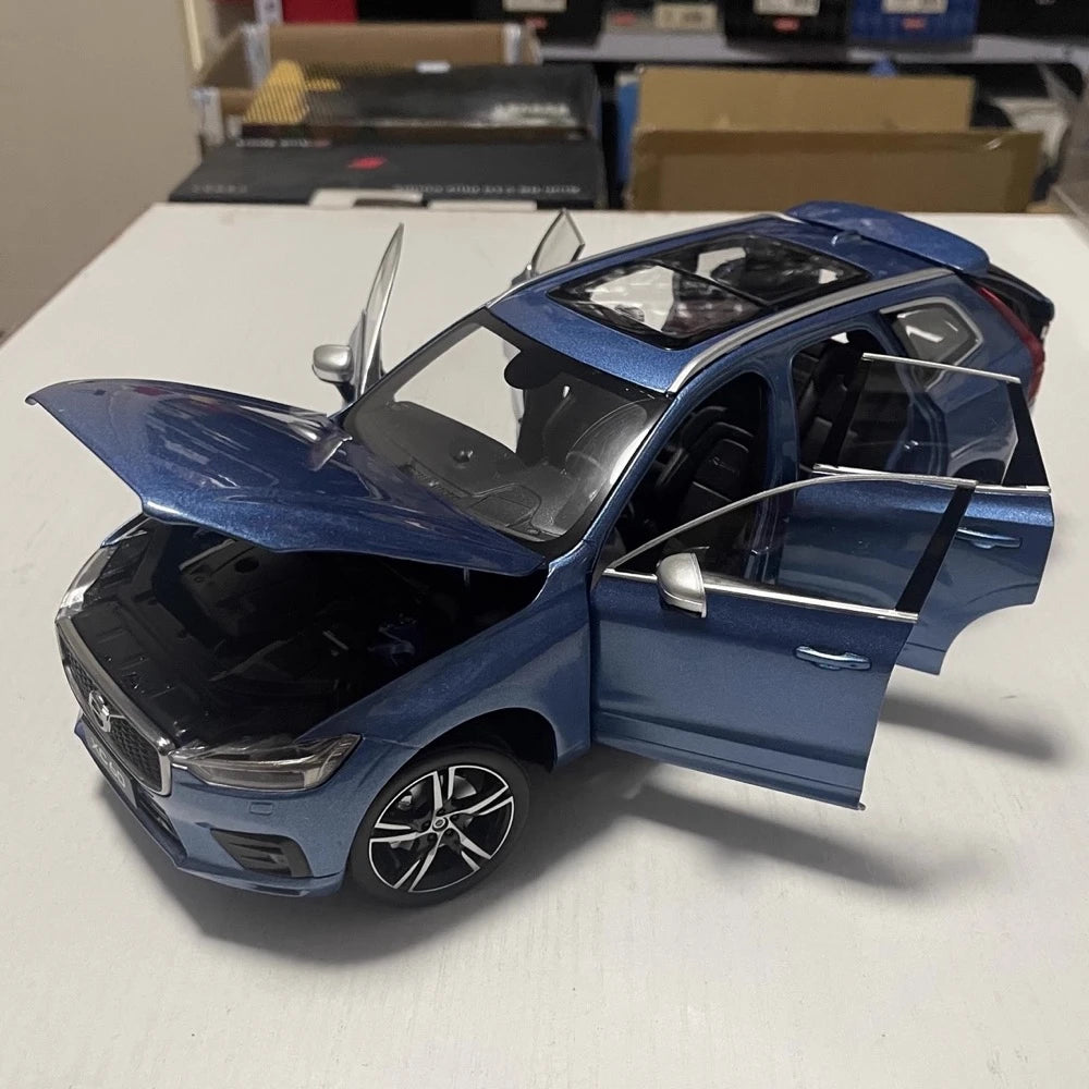 [OEM] 1:18 Volvo 2018 XC60 R-Design Blue Model Car Die-Cast