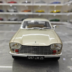 [OTTO] 1:18 Peugeot 1965 204 oro modellino di auto resina
