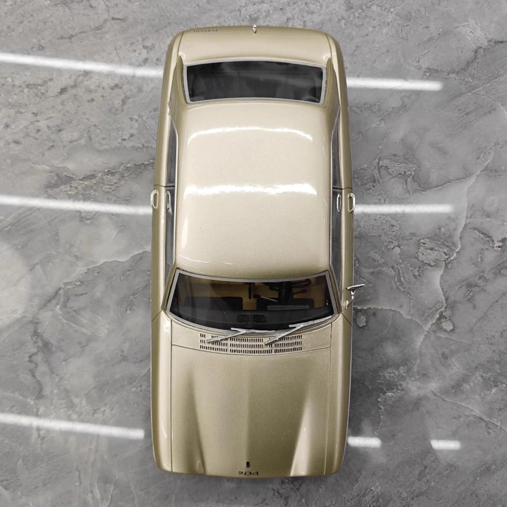 [OTTO] 1:18 Peugeot 1965 204 guld modellbil resin