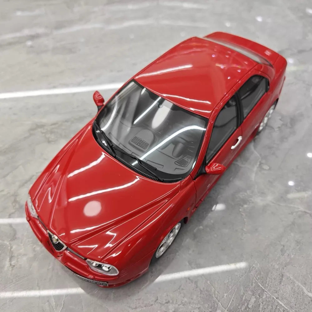 [OTTO] 1:18 Alfa Romeo 2002 156 GTA Red Model Car Resin